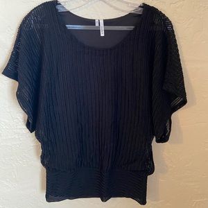Studio Y black top, size small EUC